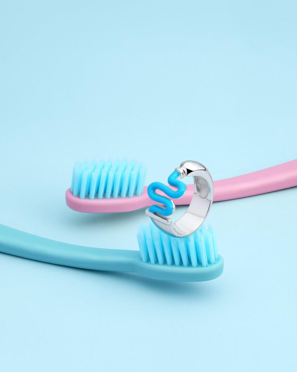 Toothpaste Ring - V Coterie